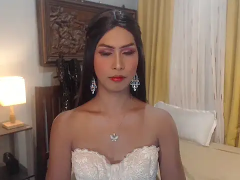 Nathalieheartt online show from 10/26/25, 02:01