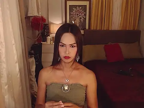 Nathalieheartt online show from 04/15/26, 01:15