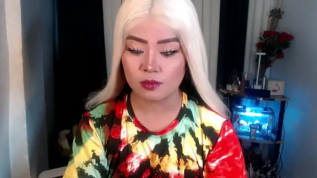 YourSweet-mich online show from 07/10/26, 01:44