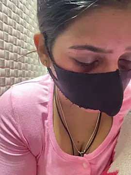 Snapshot of Hot_Jaanvi_ chatting on 02/11/26, 03:23 Hot Jaanvi online show from 02/11/26, 03:23