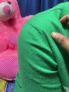 Snapshot of Hot_Jaanvi_ chatting on 02/21/26, 06:37 Hot Jaanvi online show from 02/21/26, 06:37