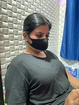 Hot Jaanvi  online show from 03/27/26, 10:49