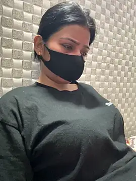 Hot Jaanvi  online show from 06/12/26, 04:32