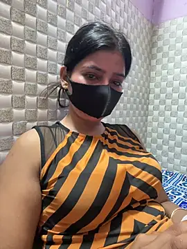 Hot Jaanvi  online show from 06/04/26, 04:00