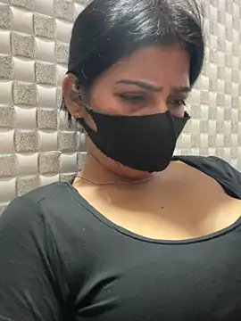 Hot Jaanvi  online show from 06/17/26, 07:08