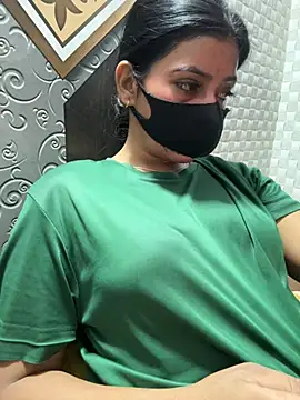 Hot Jaanvi  online show from 04/19/26, 03:18