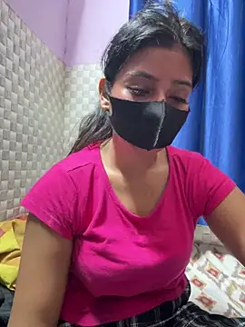 Hot Jaanvi  online show from 05/18/26, 02:01
