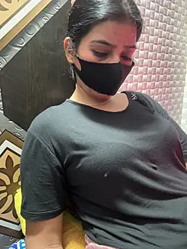 Hot Jaanvi  online show from 04/02/26, 04:13