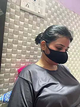 Hot Jaanvi  online show from 06/26/26, 07:14
