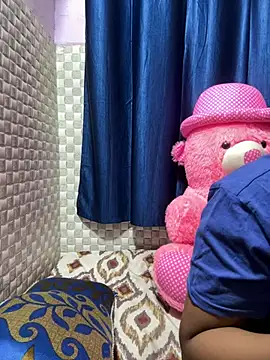 Hot Jaanvi  online show from 04/06/26, 01:12