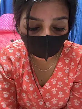 Hot Jaanvi  online show from 03/18/26, 06:09