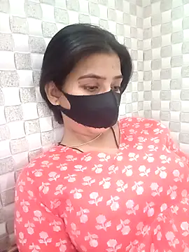 Snapshot of Hot_Jaanvi_ chatting on 11/08/25, 06:11 Hot Jaanvi online show from 11/08/25, 06:11