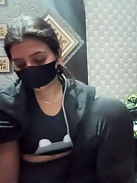 Snapshot of Hot_Jaanvi_ chatting on 12/03/25, 04:06 Hot Jaanvi online show from 12/03/25, 04:06