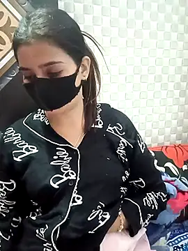 Snapshot of Hot_Jaanvi_ chatting on 11/07/25, 04:33 Hot Jaanvi online show from 11/07/25, 04:33