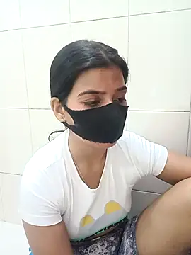 Snapshot of Hot_Jaanvi_ chatting on 10/27/25, 06:03 Hot Jaanvi online show from 10/27/25, 06:03