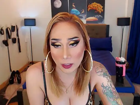 Snapshot of Allysonevanns chatting on 09/14/25, 11:32 Allysonevanns online show from 09/14/25, 11:32