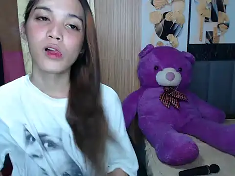 Raffa ella69 online show from 11/28/25, 08:03