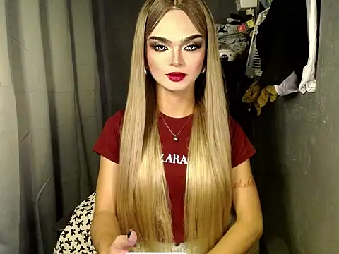 Snapshot of lexie_malingera chatting on 02/04/26, 02:34 lexie malingera online show from 02/04/26, 02:34