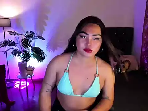 Unique Maya online show from 04/12/26, 08:50