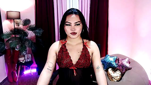 Unique Maya online show from 11/28/25, 06:41