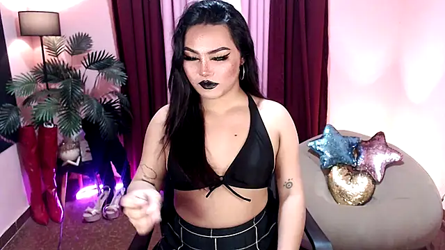 Unique Maya online show from 11/20/25, 05:13