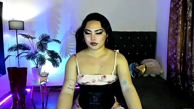 Unique Maya online show from 03/06/26, 01:50