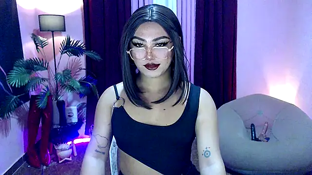 Unique Maya online show from 09/24/25, 03:18