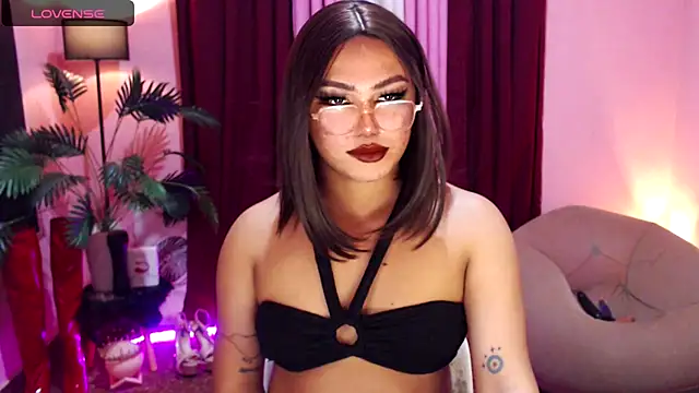 Unique Maya online show from 09/17/25, 09:00