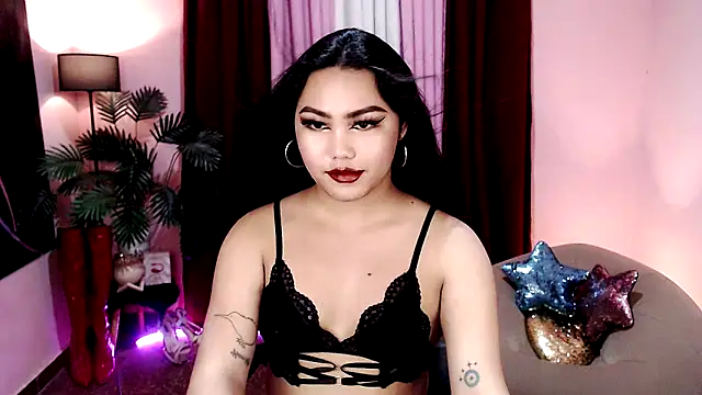 Unique Maya online show from 11/12/25, 09:13