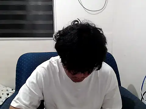 Snapshot of tastylicious_John19 chatting on 09/10/25, 05:12 tastylicious John19 online show from 09/10/25, 05:12