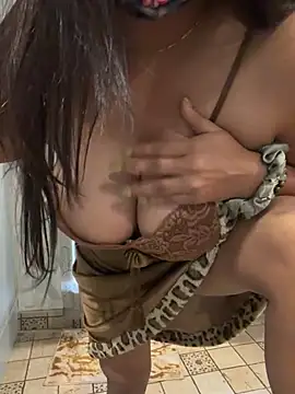 prisha944 online show from 04/08/26, 02:57