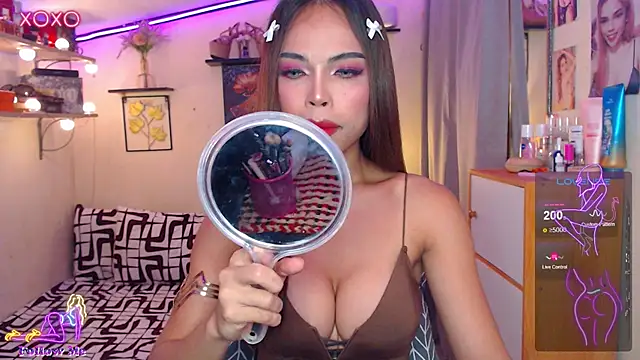 izabella moore online show from 03/10/26, 03:54