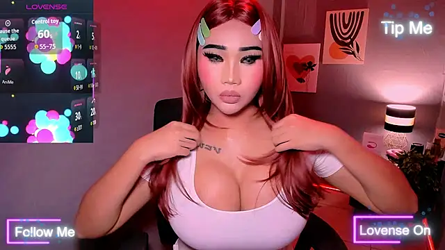 TriciaCumLoader online show from 12/21/25, 08:09