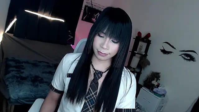 Snapshot of Veniceseduction chatting on 06/21/26, 04:02 Veniceseduction online show from 06/21/26, 04:02
