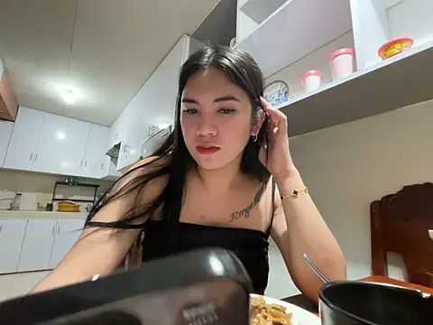 Snapshot of wild_flowerx chatting on 03/12/26, 02:10 wild flowerx online show from 03/12/26, 02:10