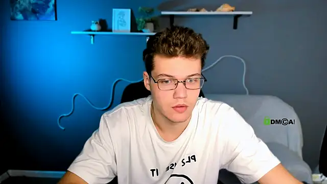 lucas long  online show from 10/20/25, 08:48