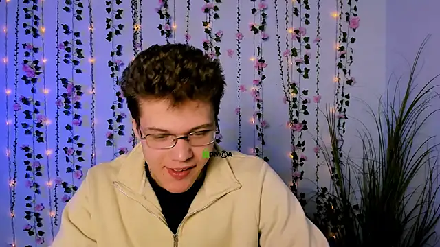 lucas long  online show from 09/17/25, 05:20