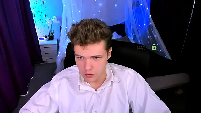 lucas long  online show from 11/07/25, 09:58