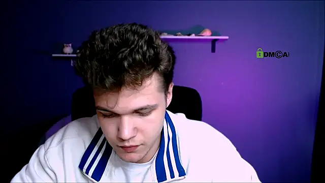 lucas long  online show from 11/14/25, 08:12