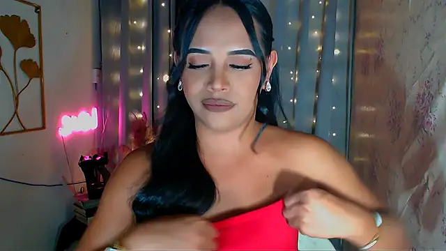 Lorainnelustts online show from 02/14/26, 02:28