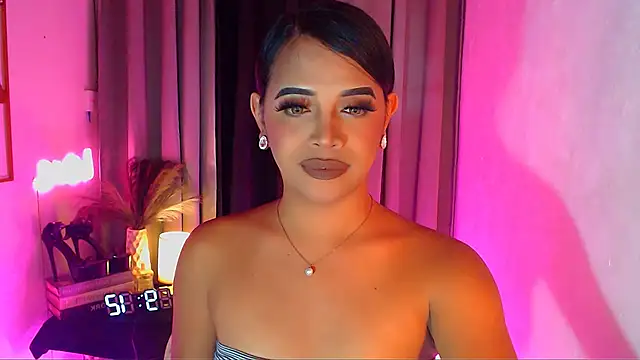 Lorainnelustts online show from 01/19/26, 01:15