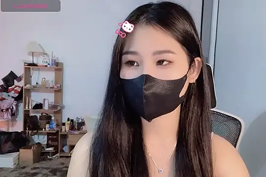    Daisy    online show from 11/10/25, 02:11