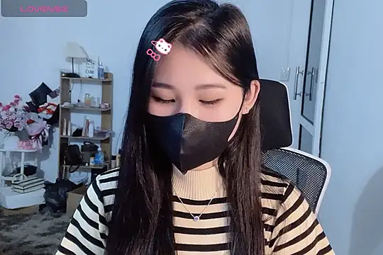    Daisy    online show from 11/07/25, 02:43