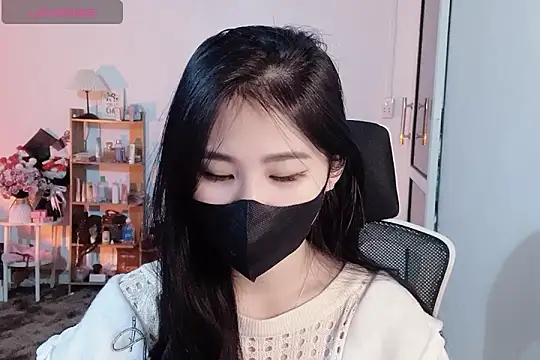    Daisy    online show from 11/27/25, 06:03