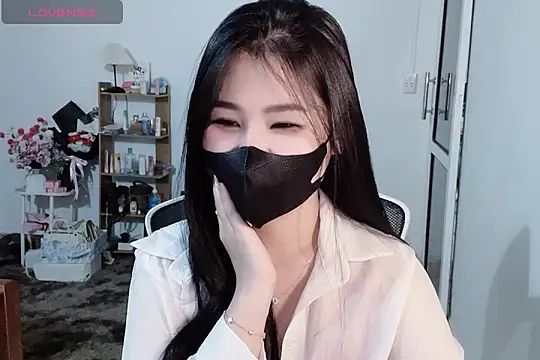    Daisy    online show from 11/26/25, 06:57