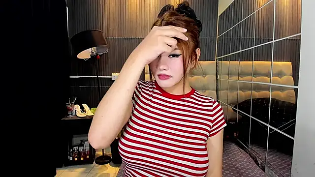 delightfulprincessts online show from 05/14/26, 08:06