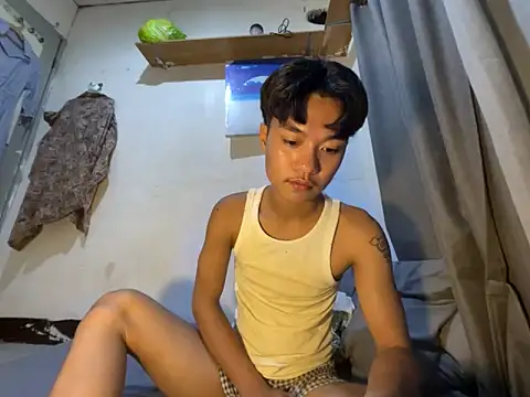ur little secret online show from 03/14/26, 01:39