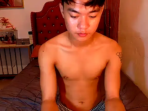 ur little secret online show from 01/19/26, 05:22