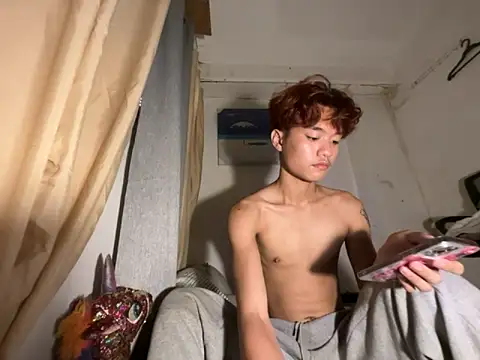 ur little secret online show from 11/15/25, 05:44