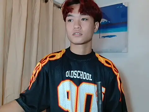 ur little secret online show from 10/13/25, 02:40